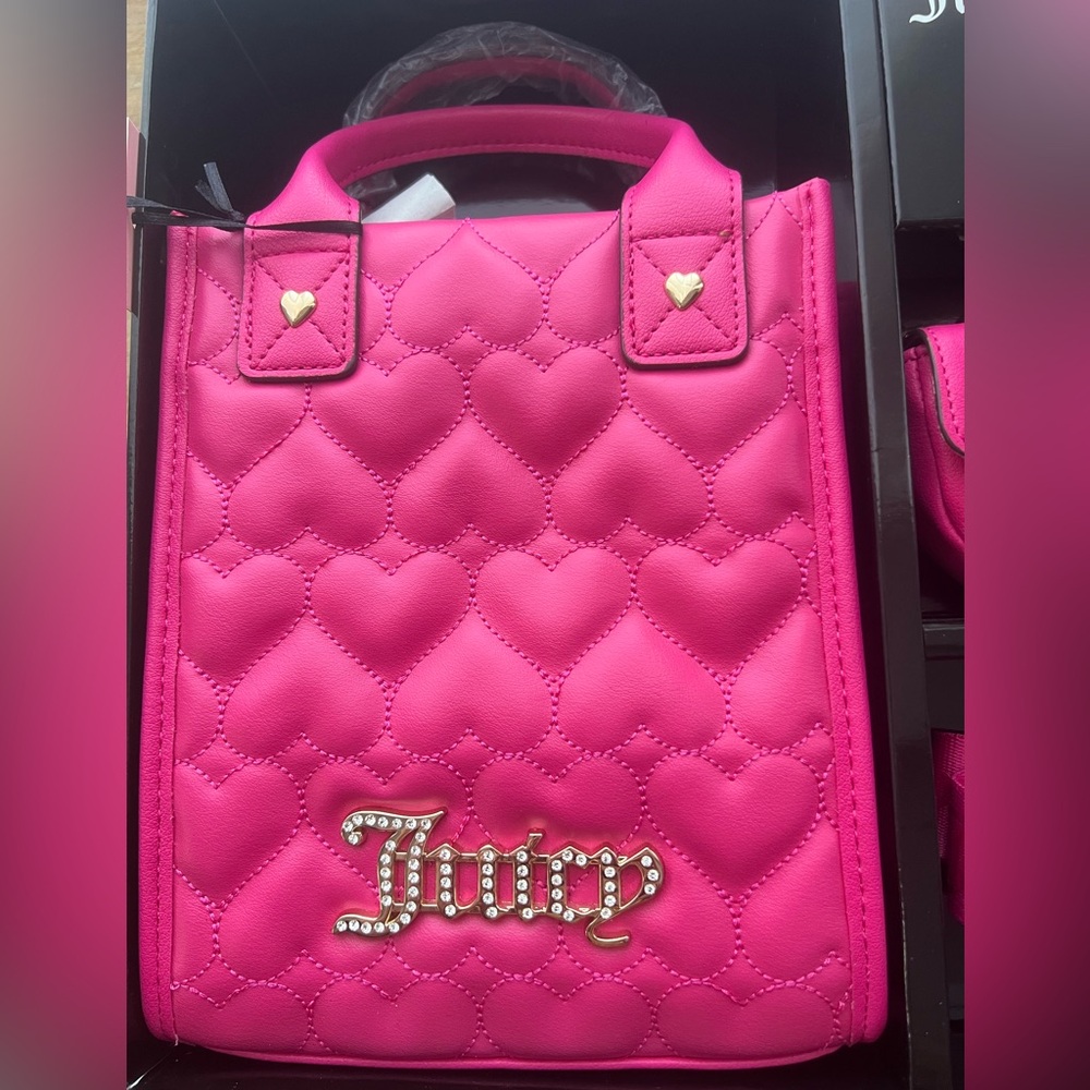 Juicy Couture Free Love Pink Quilted Heart Tote Crossbody Set New - Picture 2 of 7